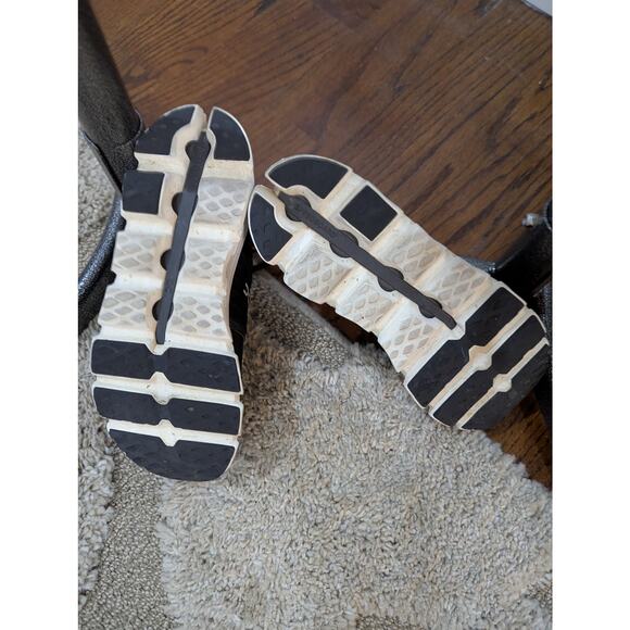 On Cloudswift 3 Men's W Size 10.5 black & white Running Shoes - Picture 9 of 13